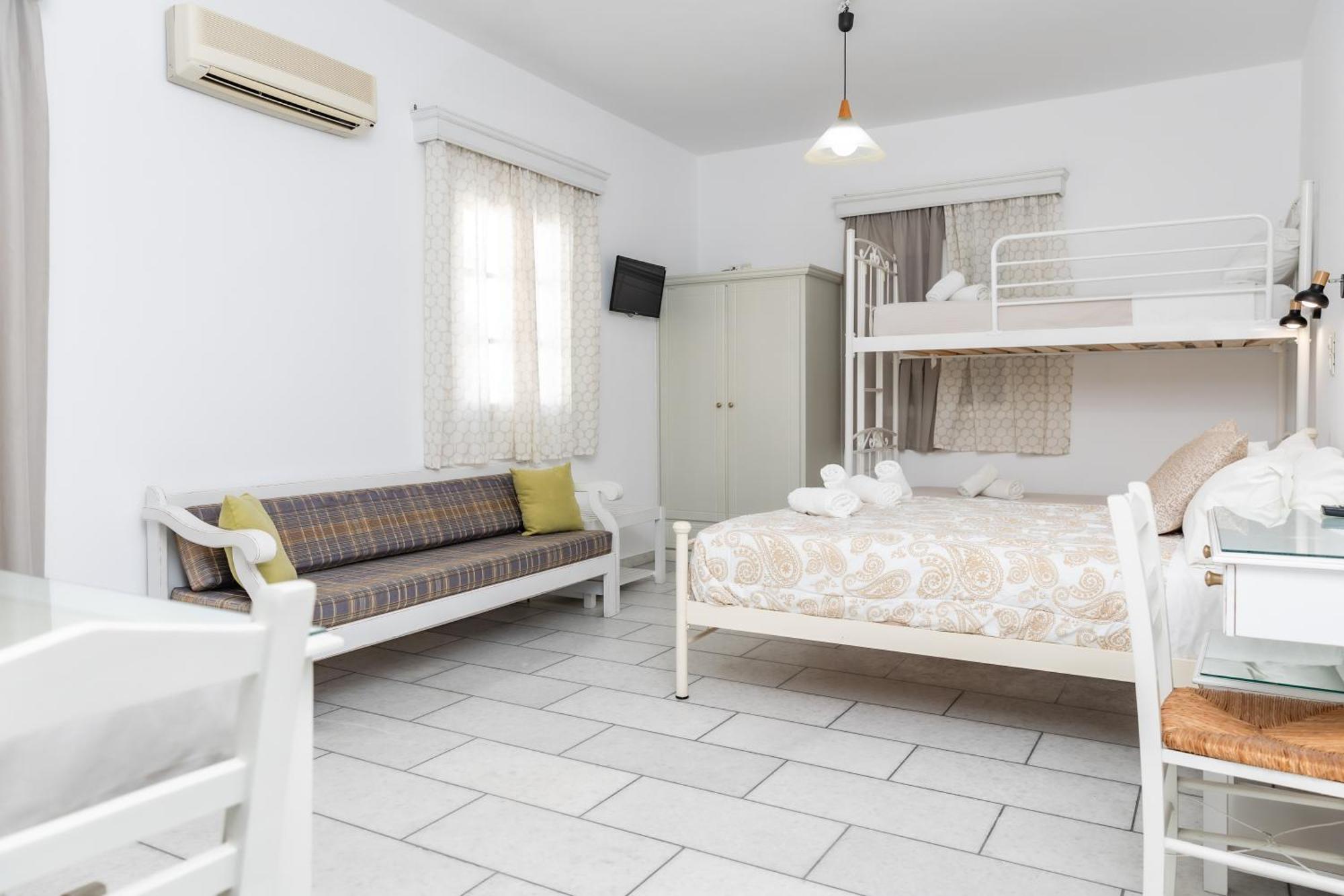 Depis Studios & Apartments Naxos City Εξωτερικό φωτογραφία