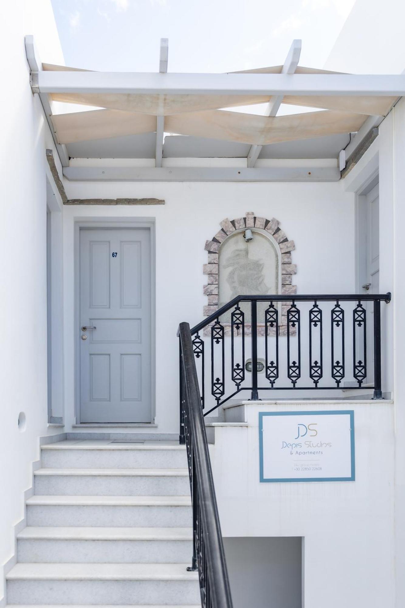 Depis Studios & Apartments Naxos City Εξωτερικό φωτογραφία