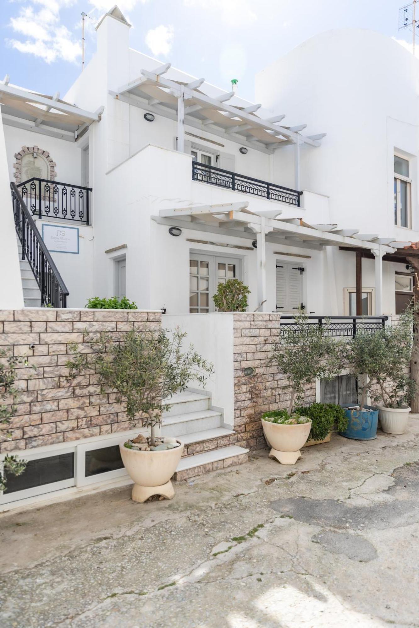 Depis Studios & Apartments Naxos City Εξωτερικό φωτογραφία