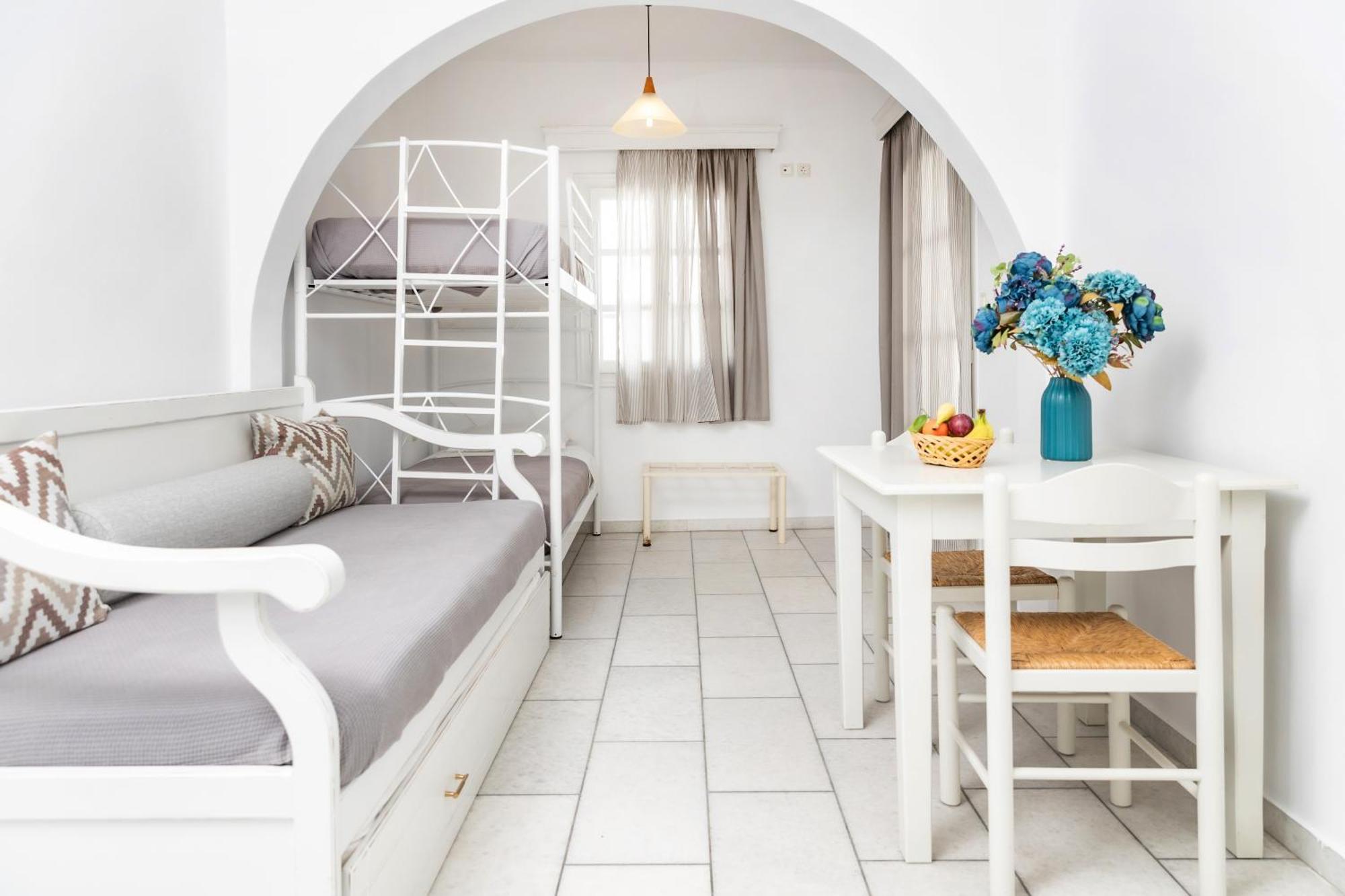 Depis Studios & Apartments Naxos City Εξωτερικό φωτογραφία